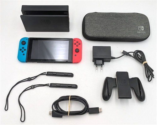 Nintendo Switch - Neon Blue and Red - Konsol - 2019 Version - SNR XKJ70068689035 (B Grade) (Genbrug)